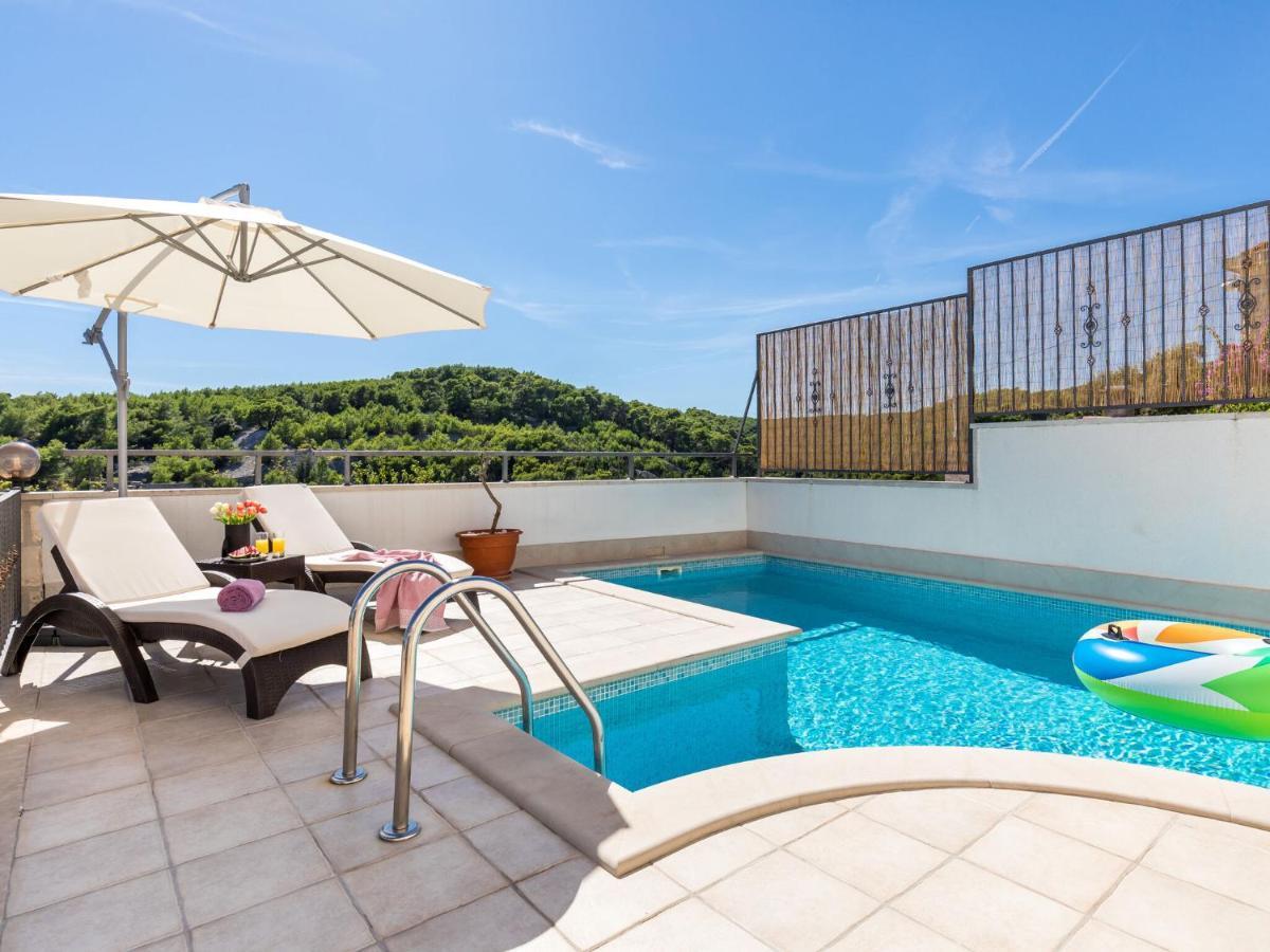 Luxurious Villa In Selca With Pool Selca (Brac) Exterior foto